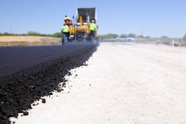 Best Driveway Pavers Near Me  in Cedarburg, WI